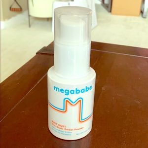 Megababe Bust Dust